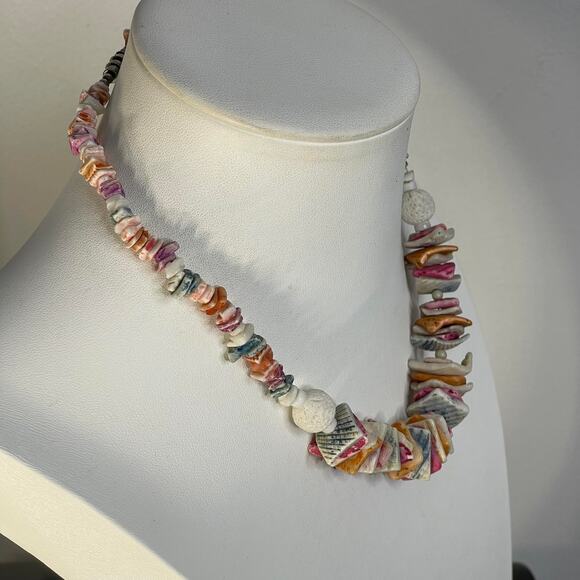 Necklace costume jewelry tropical shell faux puca puka shell beach summer wear - Picture 3 of 11